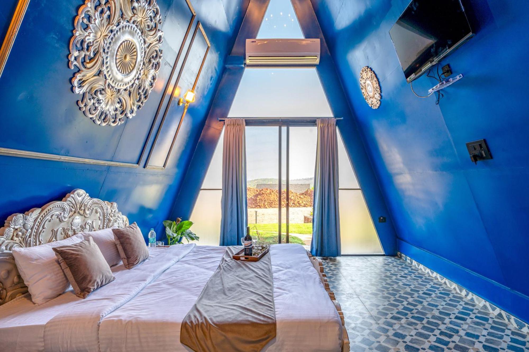 Dio Regaalo Theme Resort, Ratnāgiri Extérieur photo