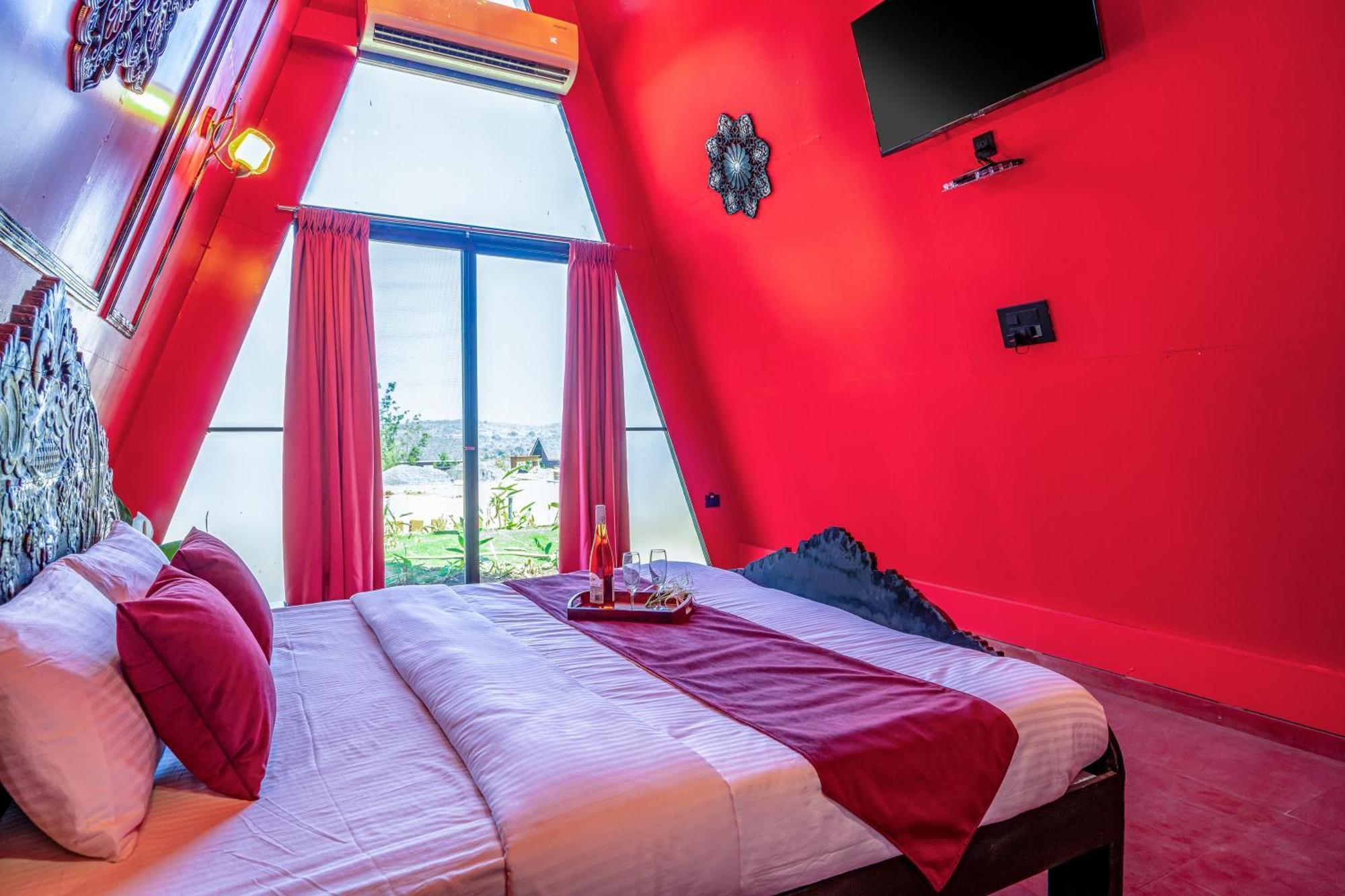 Dio Regaalo Theme Resort, Ratnāgiri Extérieur photo