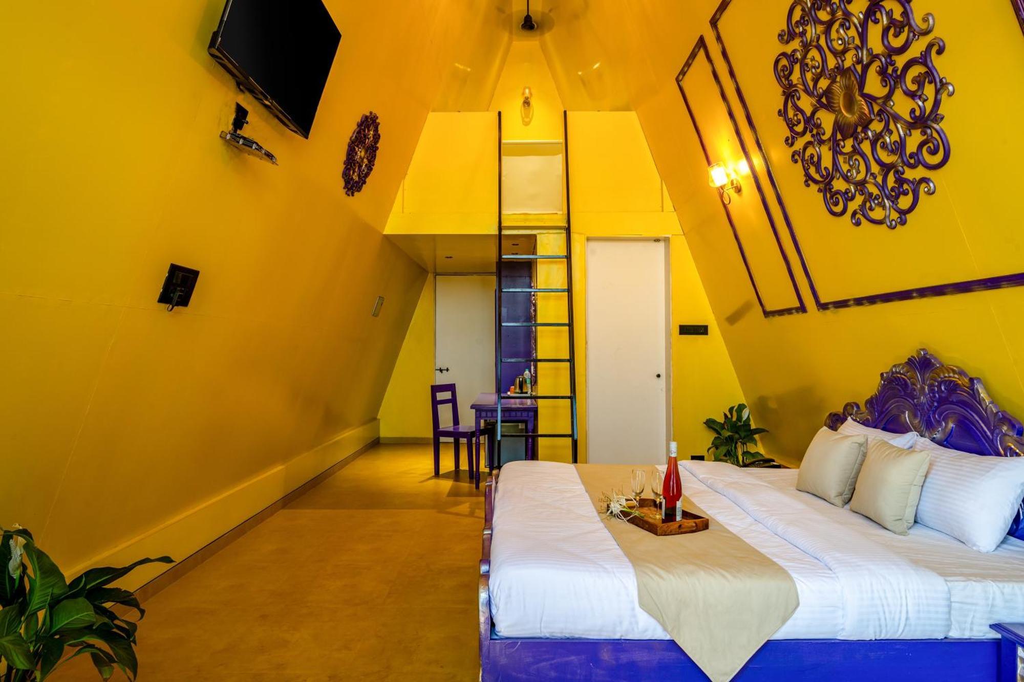 Dio Regaalo Theme Resort, Ratnāgiri Extérieur photo