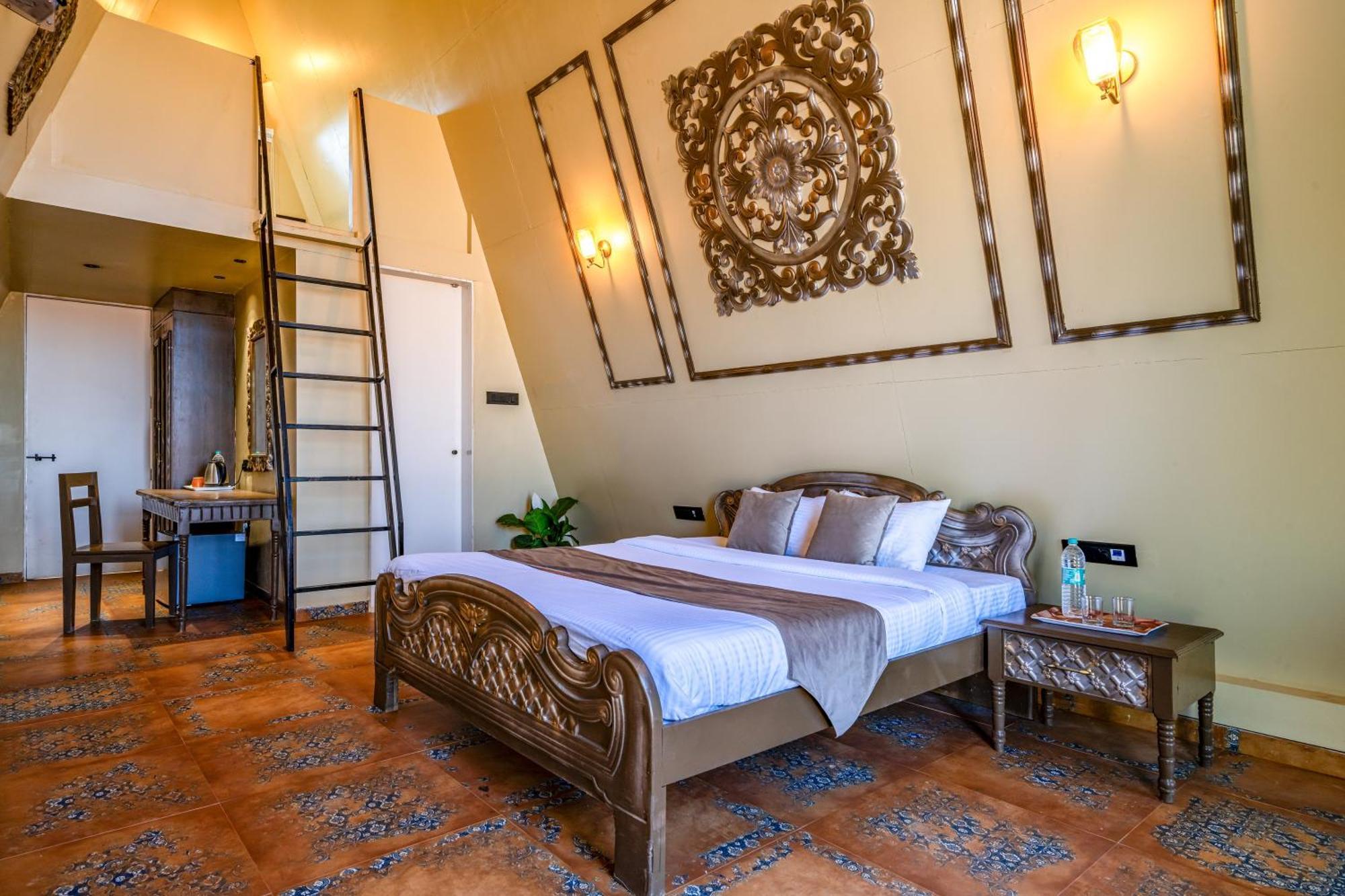 Dio Regaalo Theme Resort, Ratnāgiri Extérieur photo