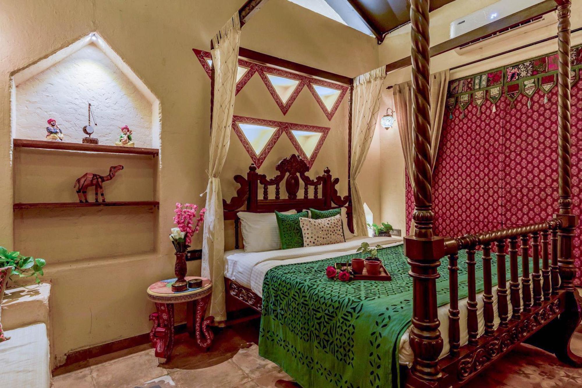 Dio Regaalo Theme Resort, Ratnāgiri Extérieur photo
