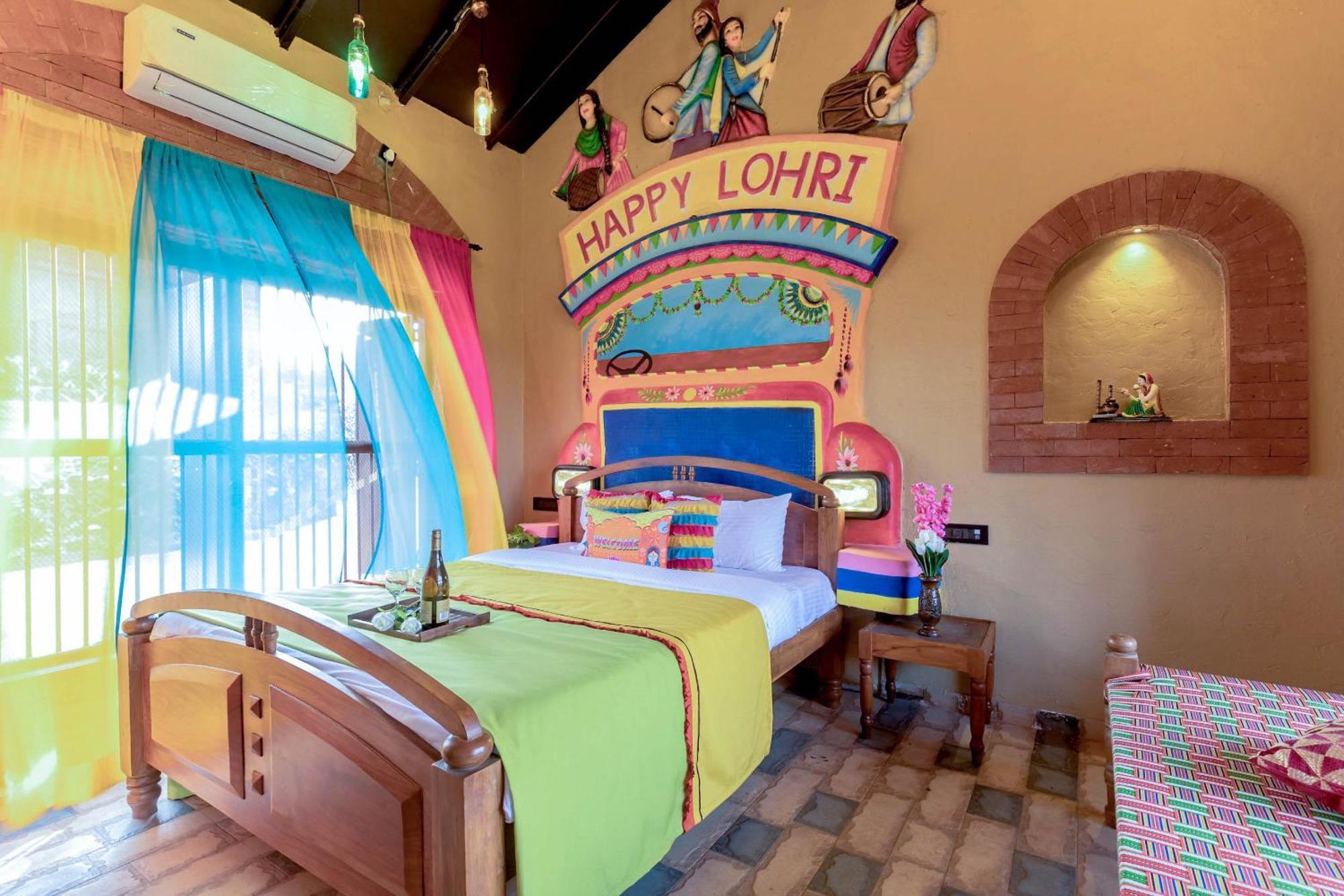 Dio Regaalo Theme Resort, Ratnāgiri Extérieur photo