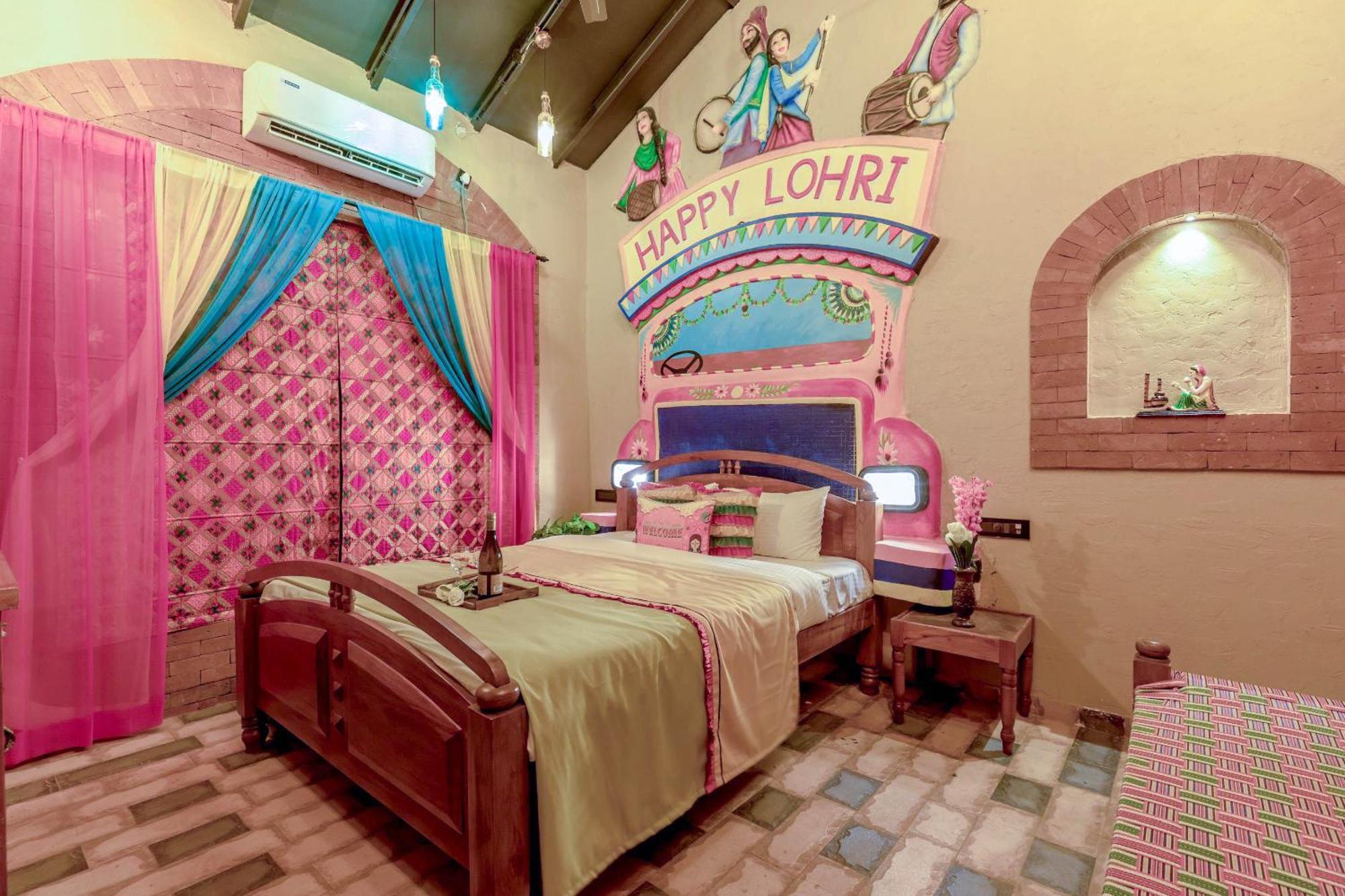 Dio Regaalo Theme Resort, Ratnāgiri Extérieur photo