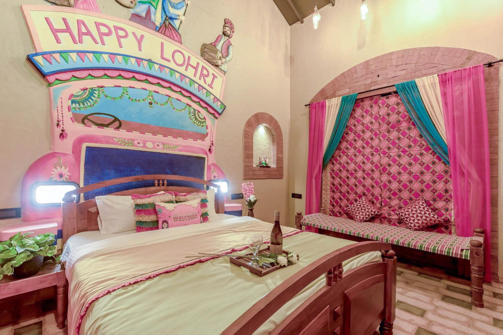 Dio Regaalo Theme Resort, Ratnāgiri Extérieur photo