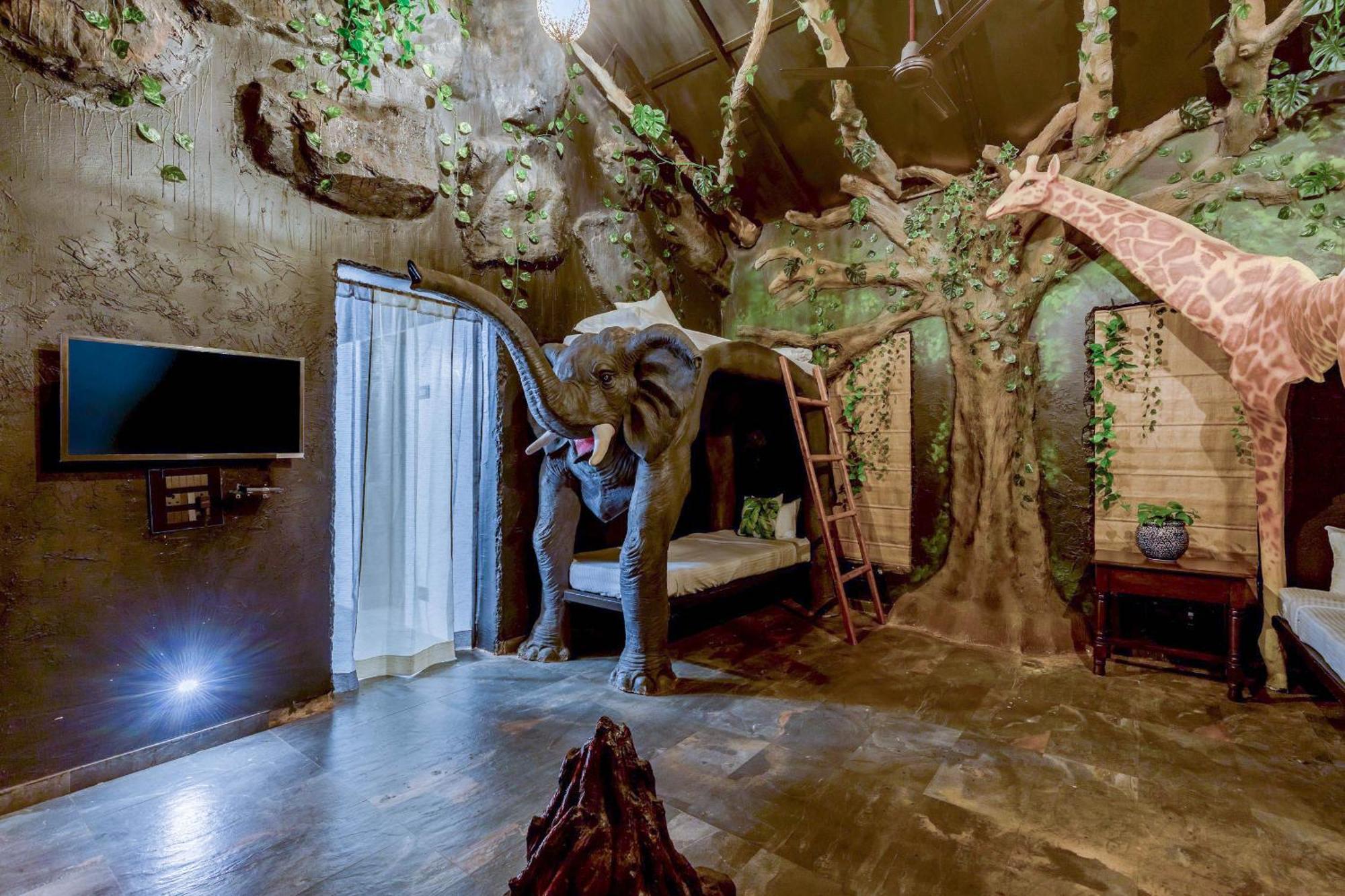Dio Regaalo Theme Resort, Ratnāgiri Extérieur photo