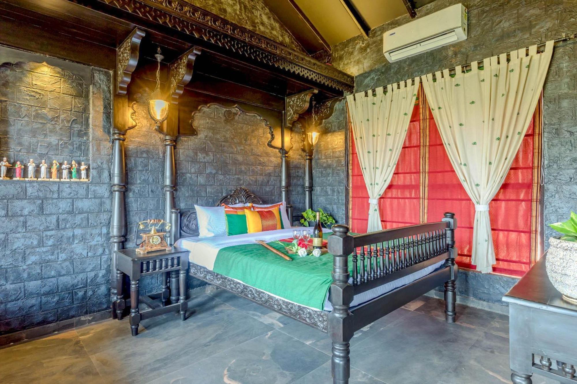 Dio Regaalo Theme Resort, Ratnāgiri Extérieur photo